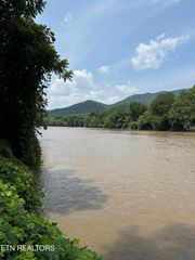 000 Fugate Rd, Del Rio, TN 37727