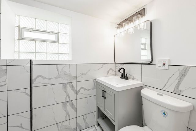 8624 S Throop Street, Chicago, IL 60620