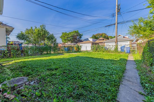 8624 S Throop Street, Chicago, IL 60620