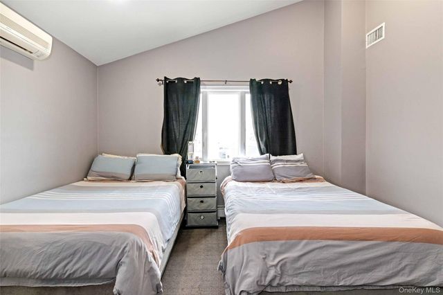 125 Beach 3rd Street, Far Rockaway, NY 11691