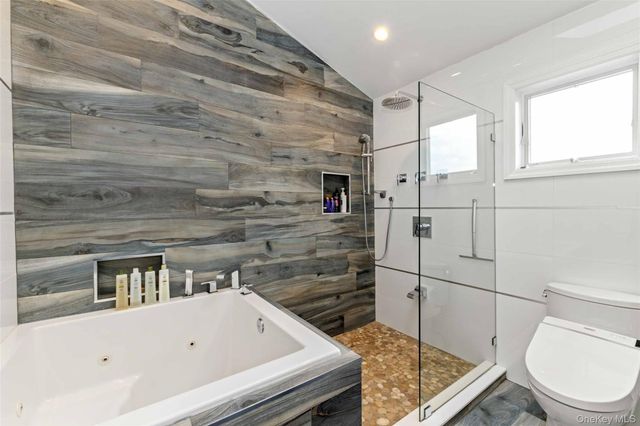125 Beach 3rd Street, Far Rockaway, NY 11691