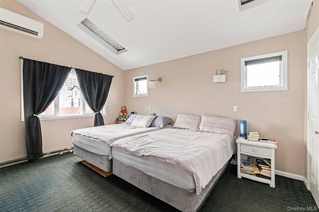 125 Beach 3rd Street, Far Rockaway, NY 11691