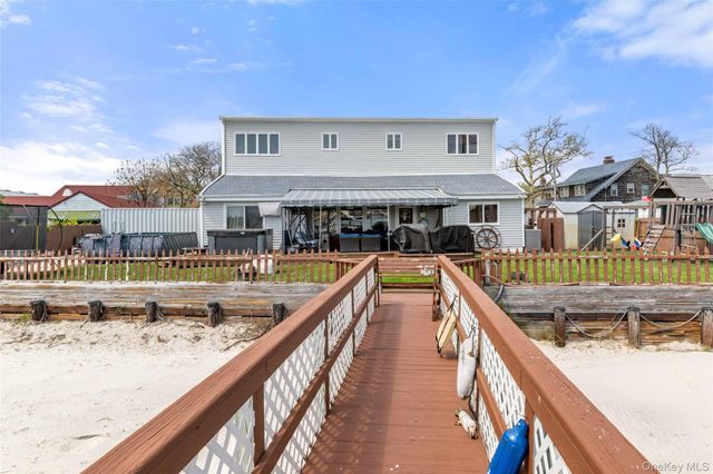 125 Beach 3rd Street, Far Rockaway, NY 11691