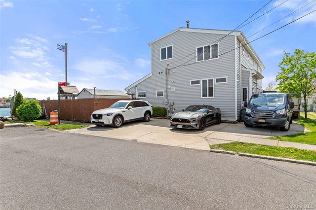 125 Beach 3rd Street, Far Rockaway, NY 11691