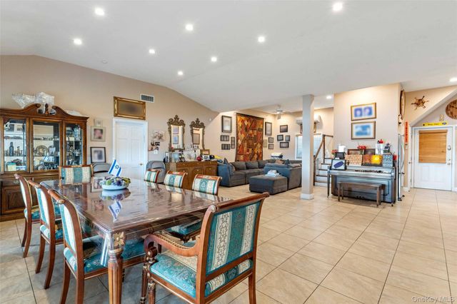 125 Beach 3rd Street, Far Rockaway, NY 11691