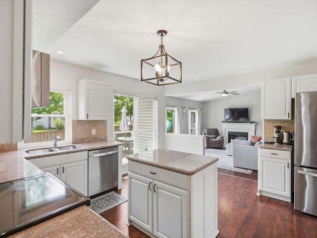 2159 Spring Ridge Drive, Ann Arbor, MI 48103