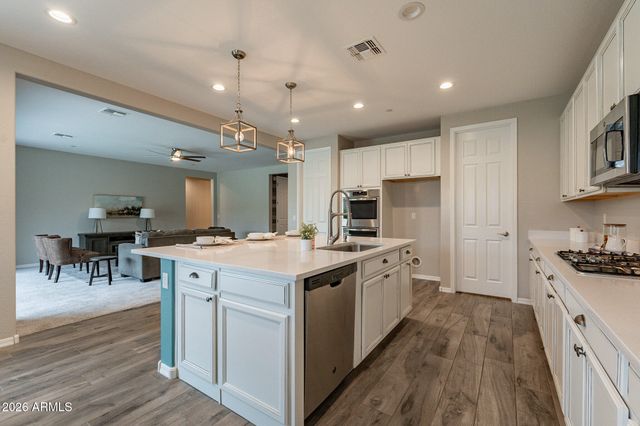 11628 W ANDREW Lane, Peoria, AZ 85383