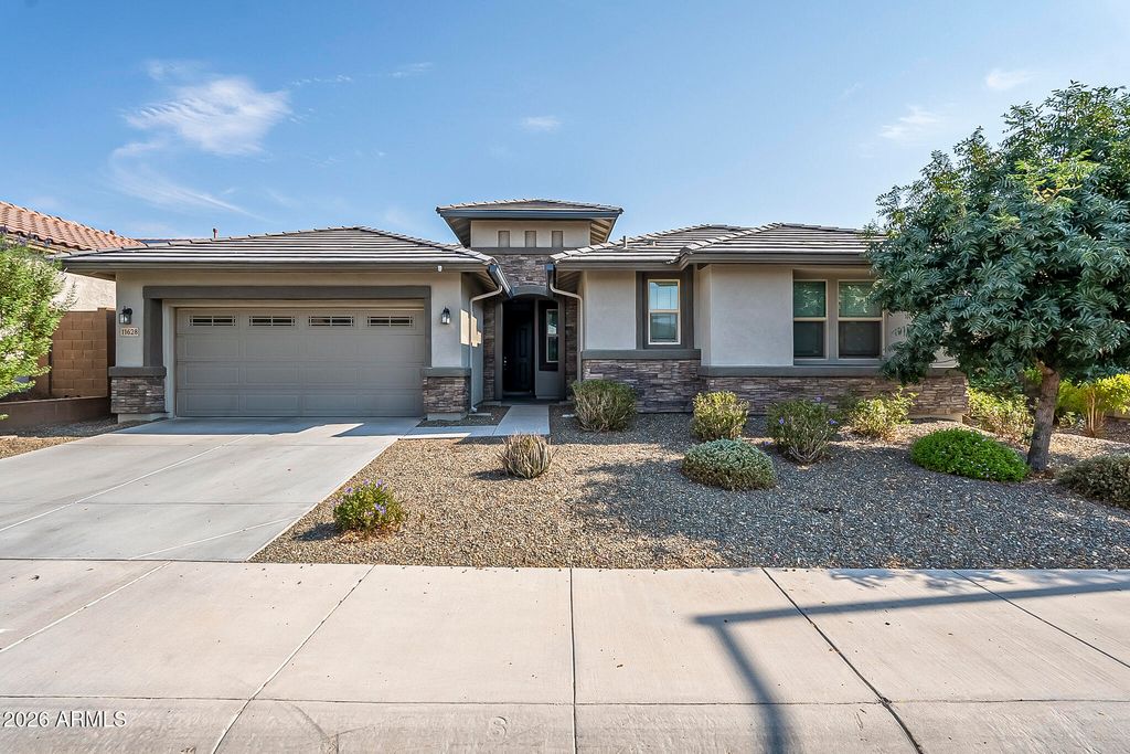 11628 W ANDREW Lane, Peoria, AZ 85383