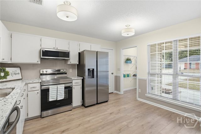 2124 Walberg Drive, Hinesville, GA 31313