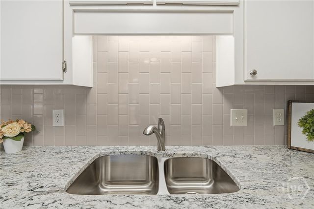 2124 Walberg Drive, Hinesville, GA 31313