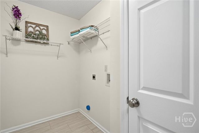 2124 Walberg Drive, Hinesville, GA 31313