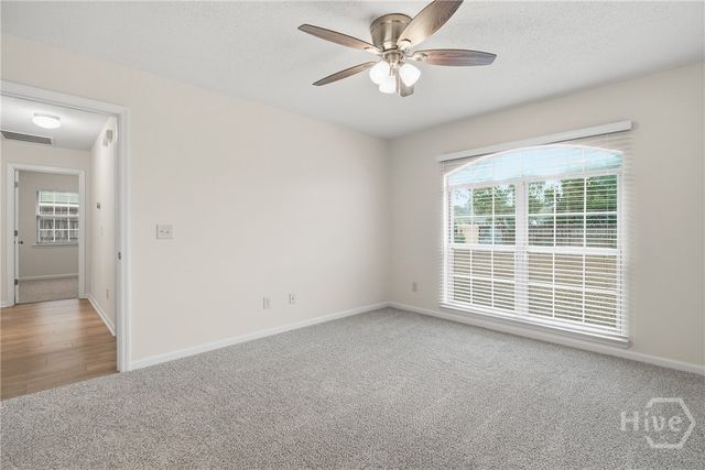 2124 Walberg Drive, Hinesville, GA 31313