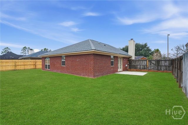 2124 Walberg Drive, Hinesville, GA 31313