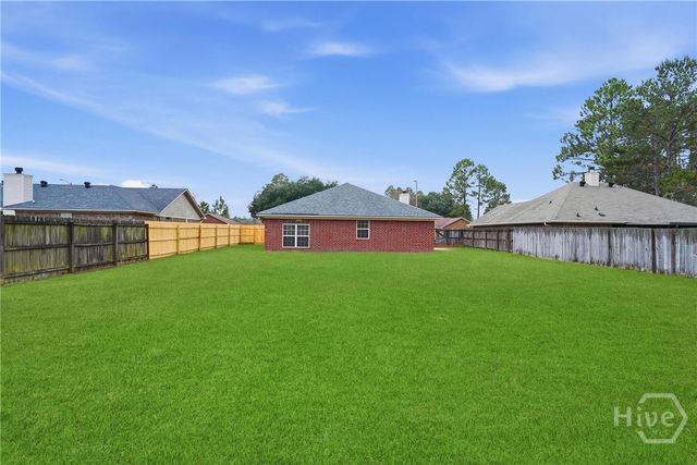 2124 Walberg Drive, Hinesville, GA 31313