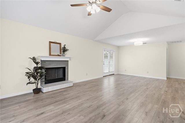 2124 Walberg Drive, Hinesville, GA 31313