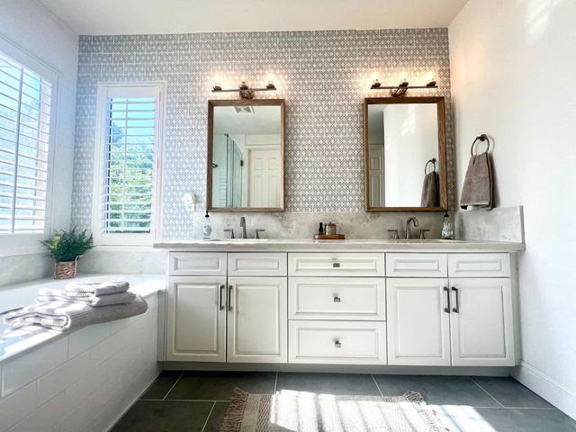 1902 Everglade Avenue, Clovis, CA 93619