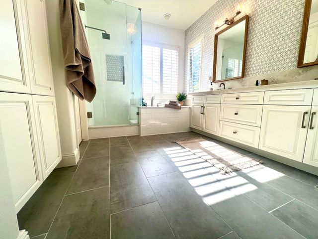 1902 Everglade Avenue, Clovis, CA 93619