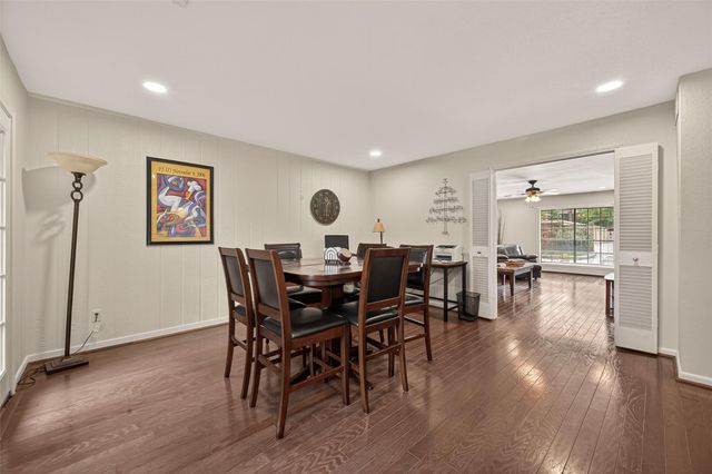 5826 Doliver Drive 55, Houston, TX 77057