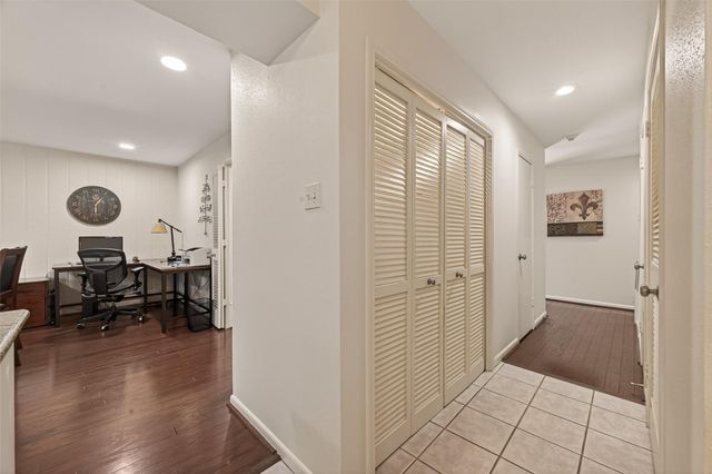 5826 Doliver Drive 55, Houston, TX 77057