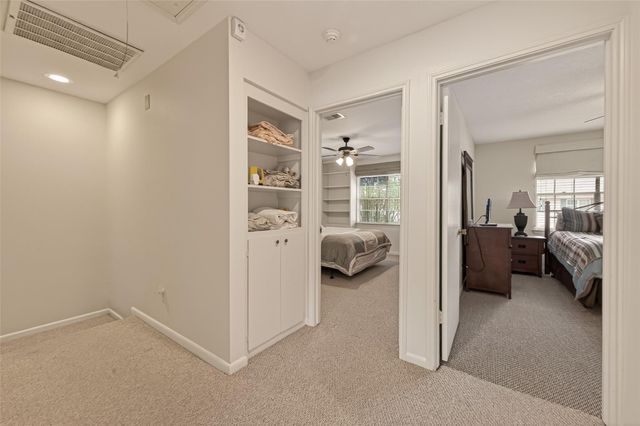 5826 Doliver Drive 55, Houston, TX 77057