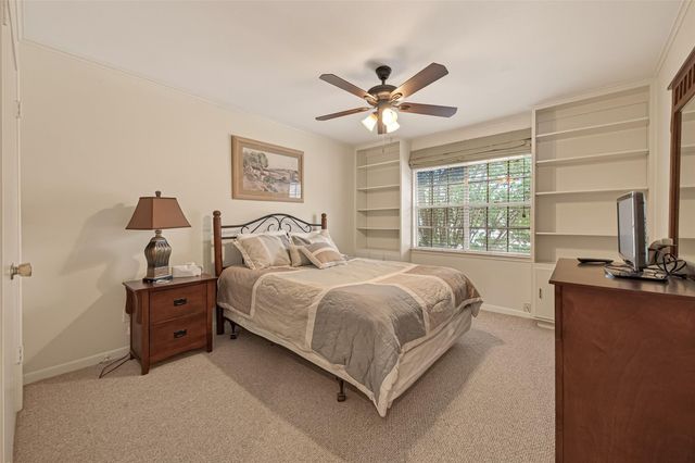 5826 Doliver Drive 55, Houston, TX 77057