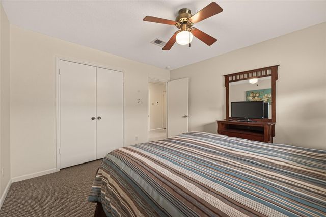 5826 Doliver Drive 55, Houston, TX 77057