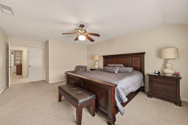 5826 Doliver Drive 55, Houston, TX 77057