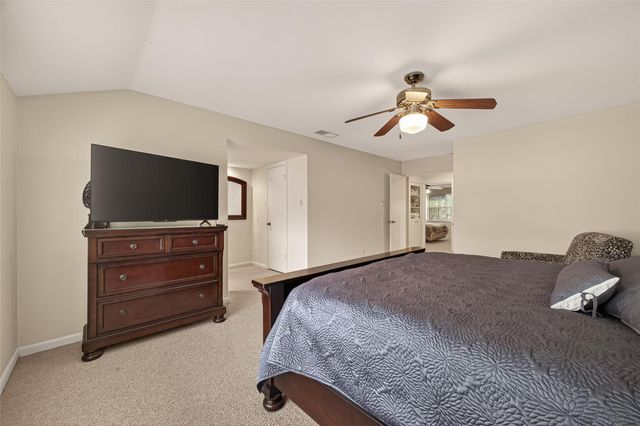 5826 Doliver Drive 55, Houston, TX 77057