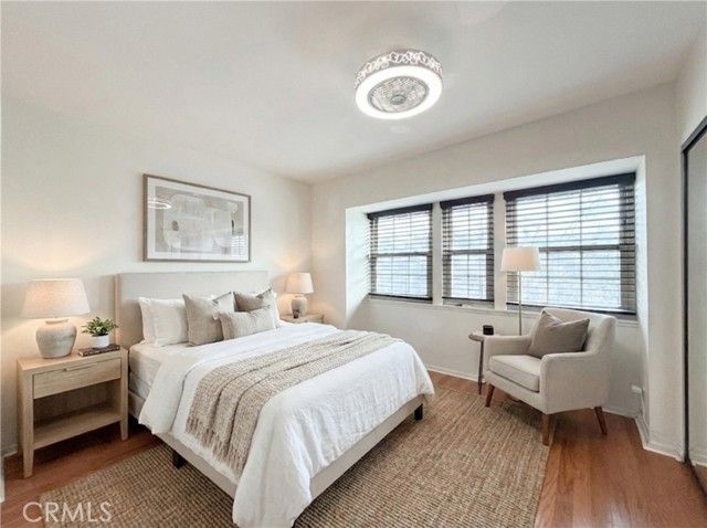 22131 Oxnard Street, Woodland Hills (los Angeles), CA 91367