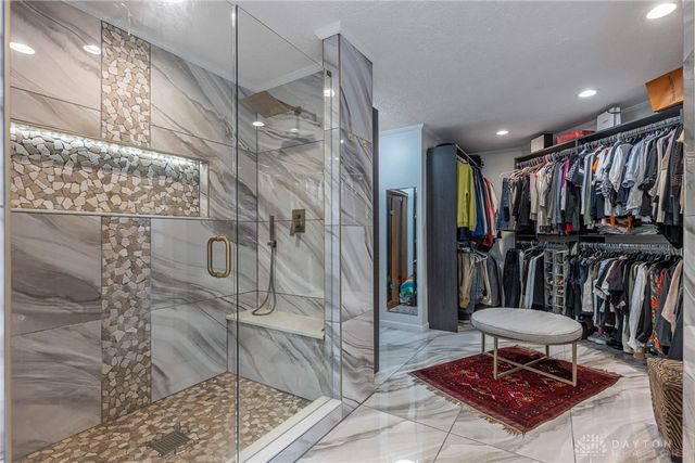 130 Heatherwoode Circle, Springboro, OH 45066