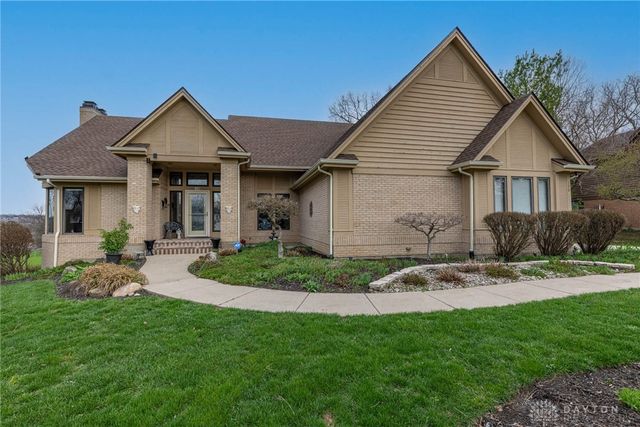 130 Heatherwoode Circle, Springboro, OH 45066