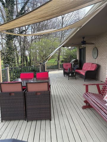 130 Heatherwoode Circle, Springboro, OH 45066