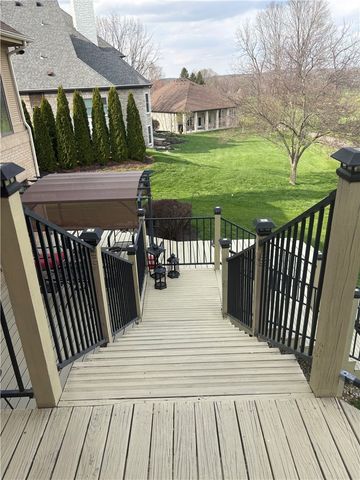 130 Heatherwoode Circle, Springboro, OH 45066