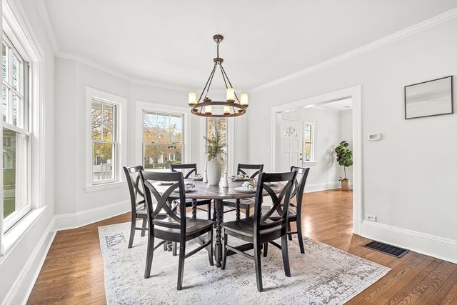 15 Yale St, Winchester, MA 01890