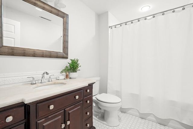 15 Yale St, Winchester, MA 01890