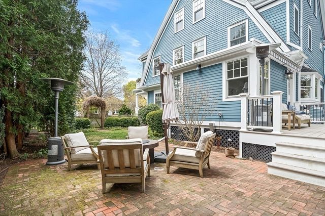 15 Yale St, Winchester, MA 01890