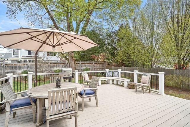 15 Yale St, Winchester, MA 01890