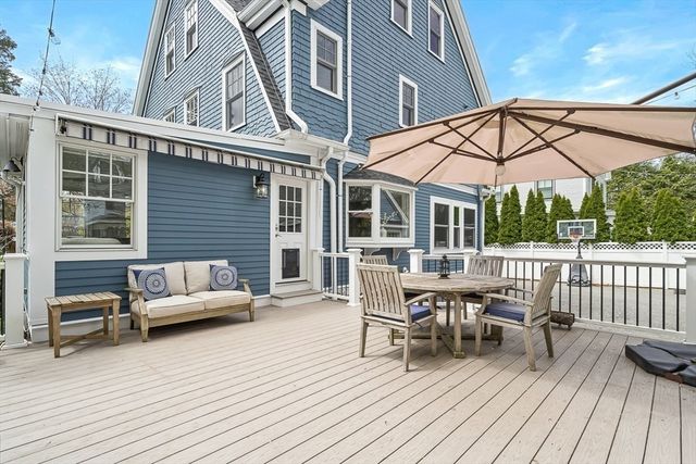15 Yale St, Winchester, MA 01890