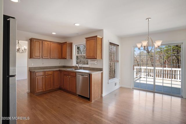 47 Olivia Way, Jackson, NJ 08527