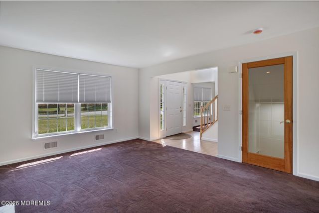 47 Olivia Way, Jackson, NJ 08527