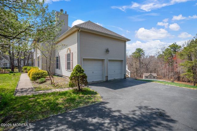 47 Olivia Way, Jackson, NJ 08527