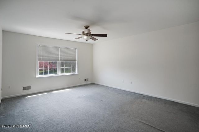 47 Olivia Way, Jackson, NJ 08527