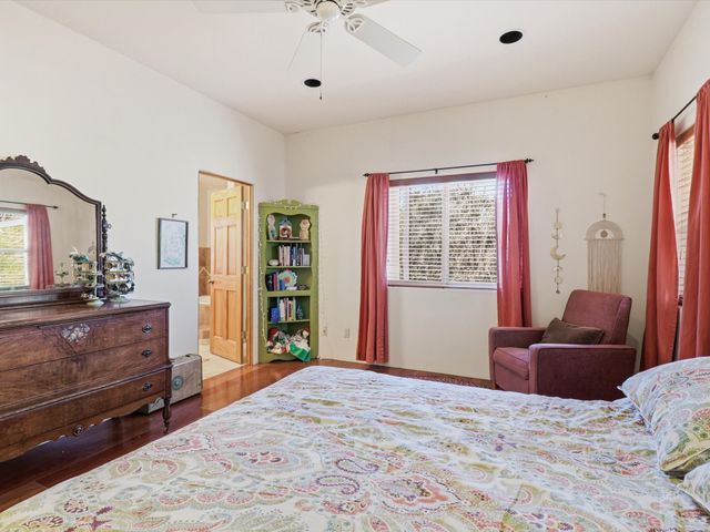 3108 Pueblo Sapawe, Santa Fe, NM 87507