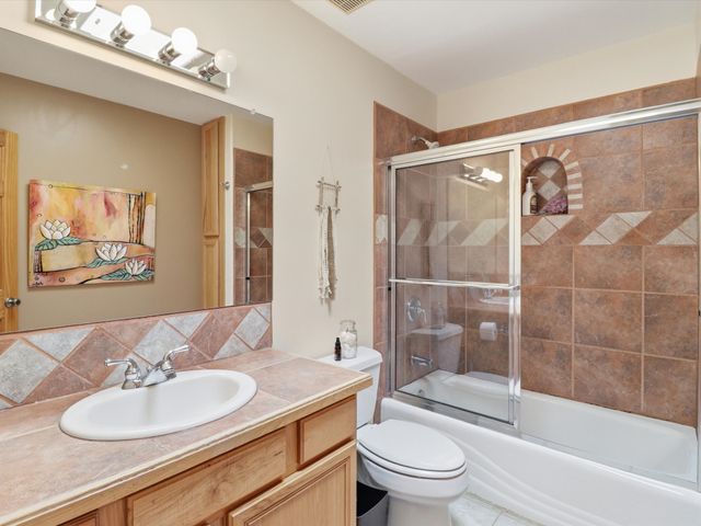 3108 Pueblo Sapawe, Santa Fe, NM 87507