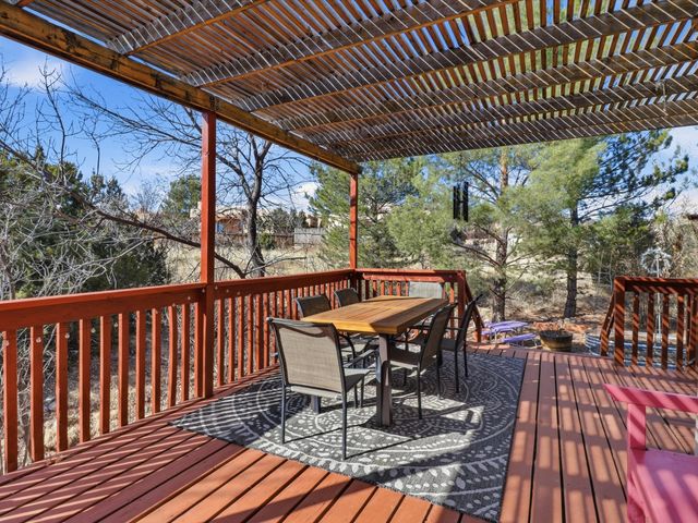 3108 Pueblo Sapawe, Santa Fe, NM 87507