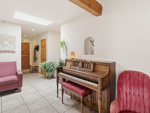 3108 Pueblo Sapawe, Santa Fe, NM 87507