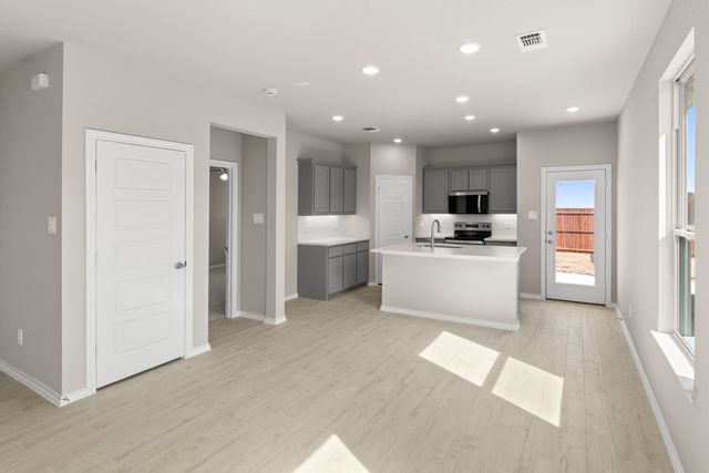 8224 Kingfisher Road, Aubrey, TX 76227