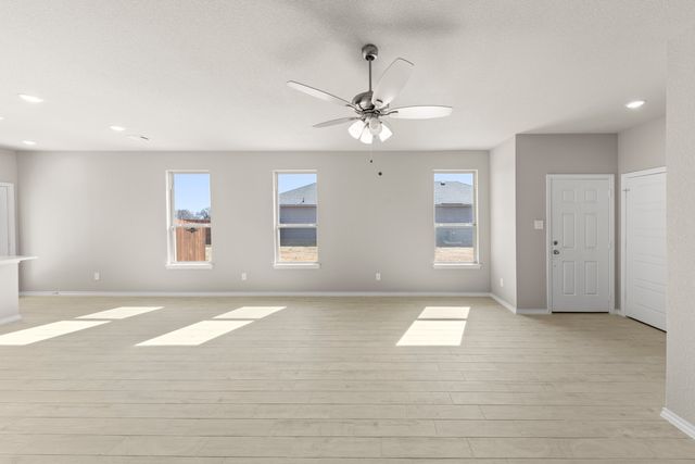 8224 Kingfisher Road, Aubrey, TX 76227