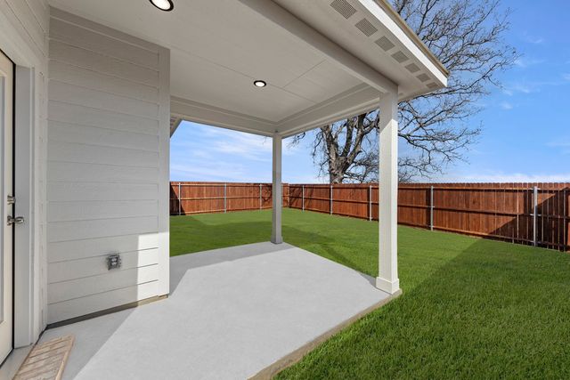 8224 Kingfisher Road, Aubrey, TX 76227