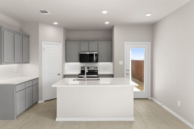 8224 Kingfisher Road, Aubrey, TX 76227